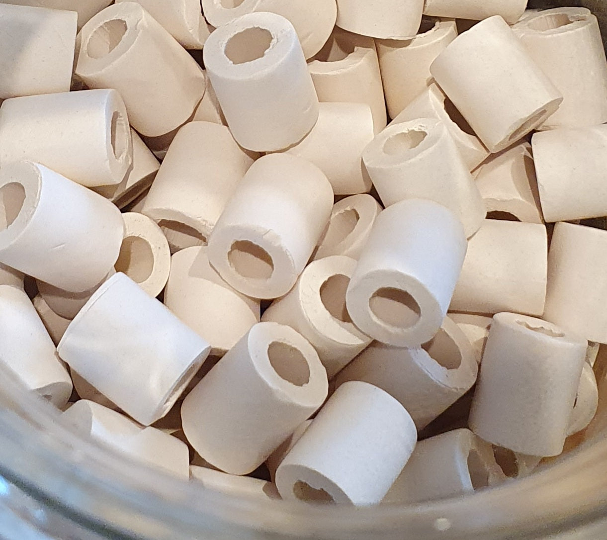 15 Perles céramiques EM roses
